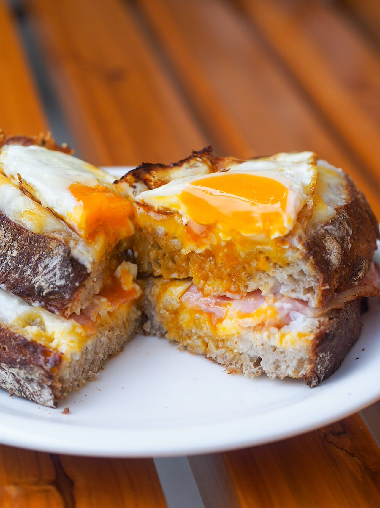 どうもテイクアウトのカップの蓋のサイズを2回も間違えた店主で...