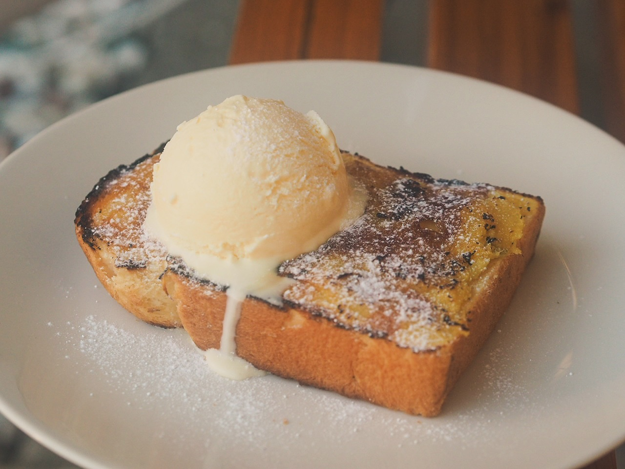 どうも11月のもうすぐ年の瀬に向かうの時を止めたい店主です